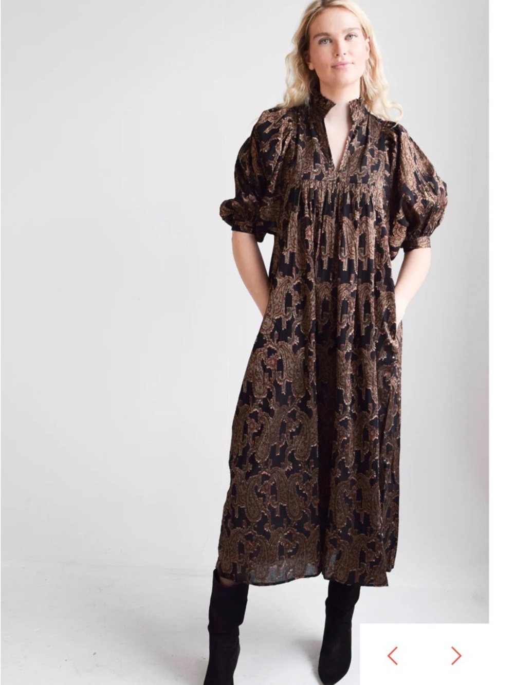 ✨ Never A Wallflower Paisley Midi Dress Size Small ✨